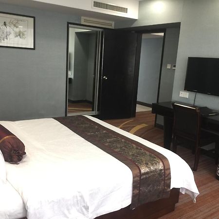 Skyline Plaza Hotel Kanton Zewnętrze zdjęcie