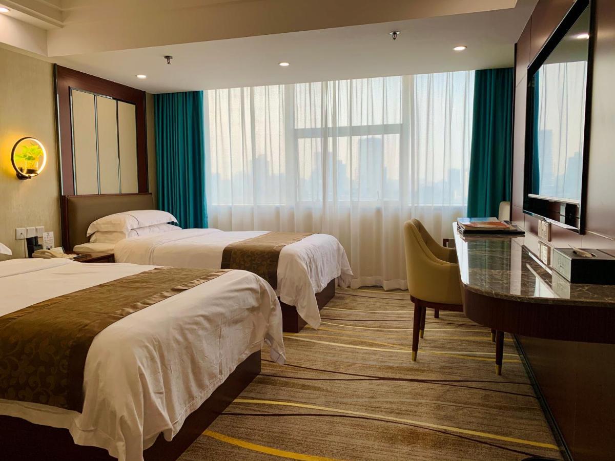 Skyline Plaza Hotel Kanton Zewnętrze zdjęcie