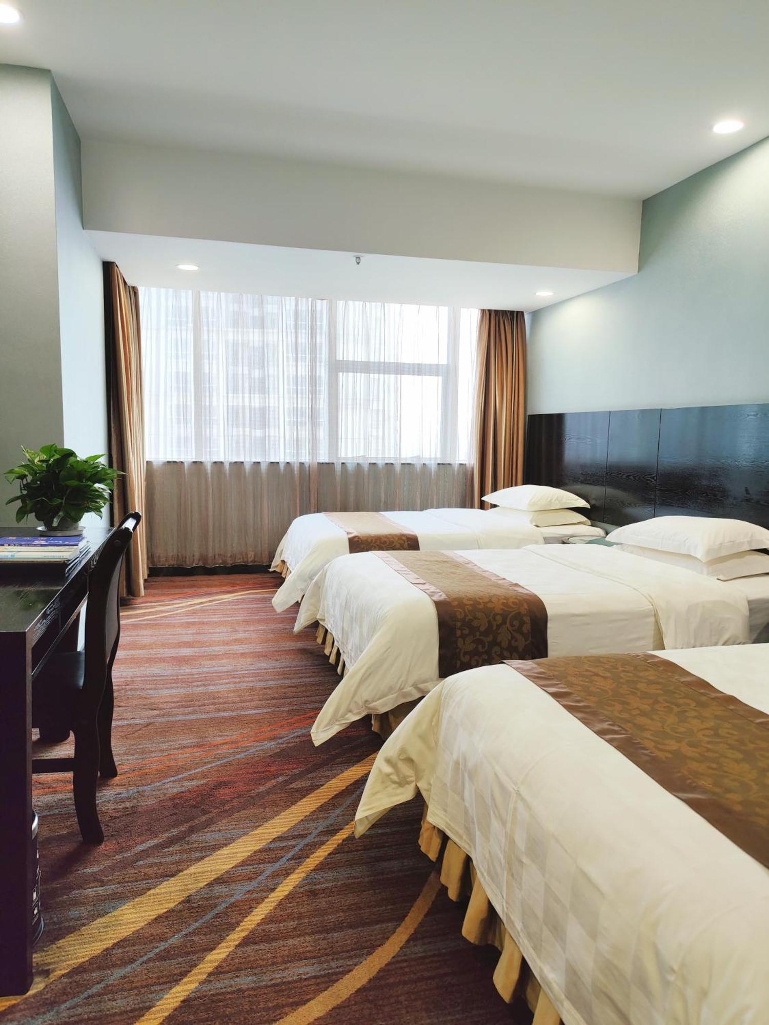 Skyline Plaza Hotel Kanton Zewnętrze zdjęcie