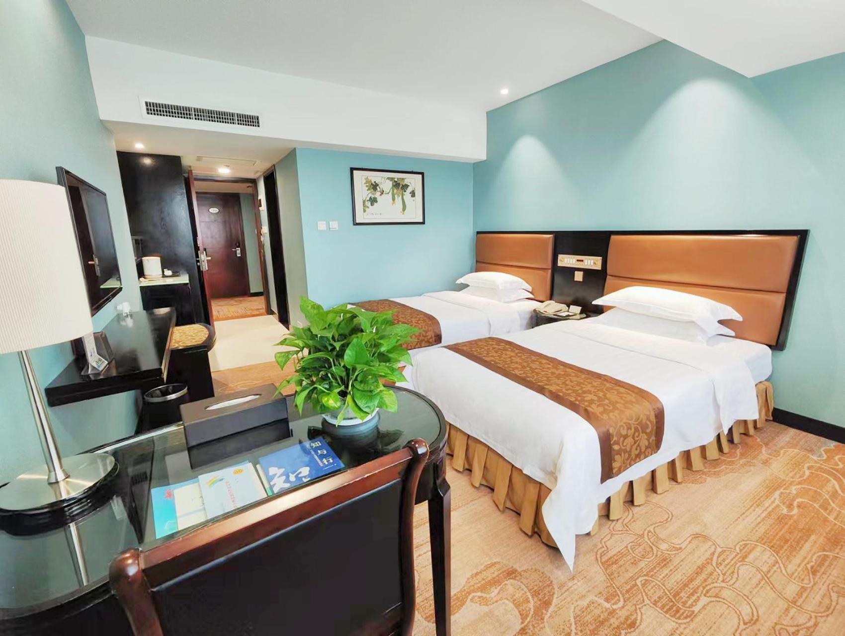 Skyline Plaza Hotel Kanton Zewnętrze zdjęcie