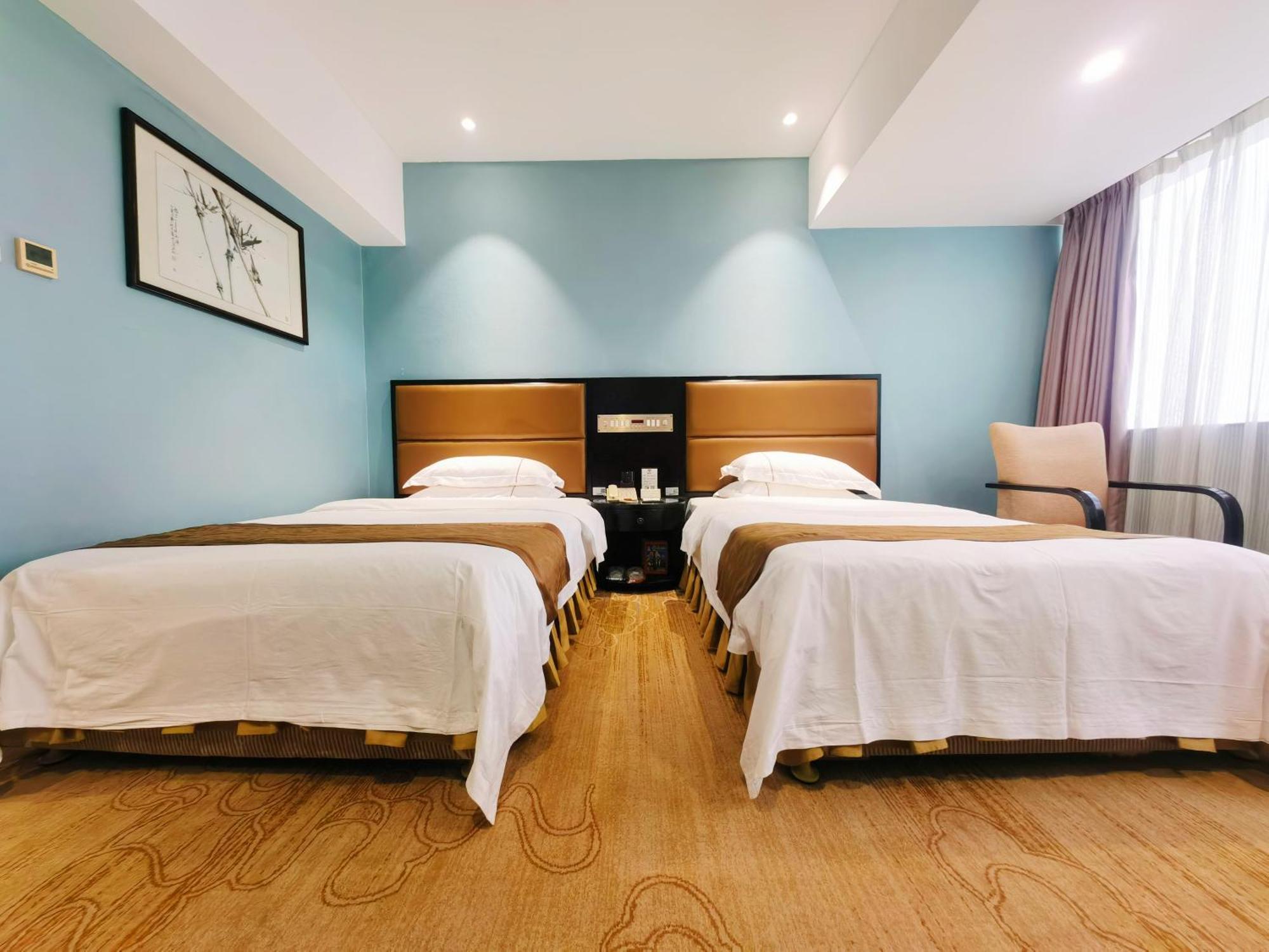 Skyline Plaza Hotel Kanton Zewnętrze zdjęcie
