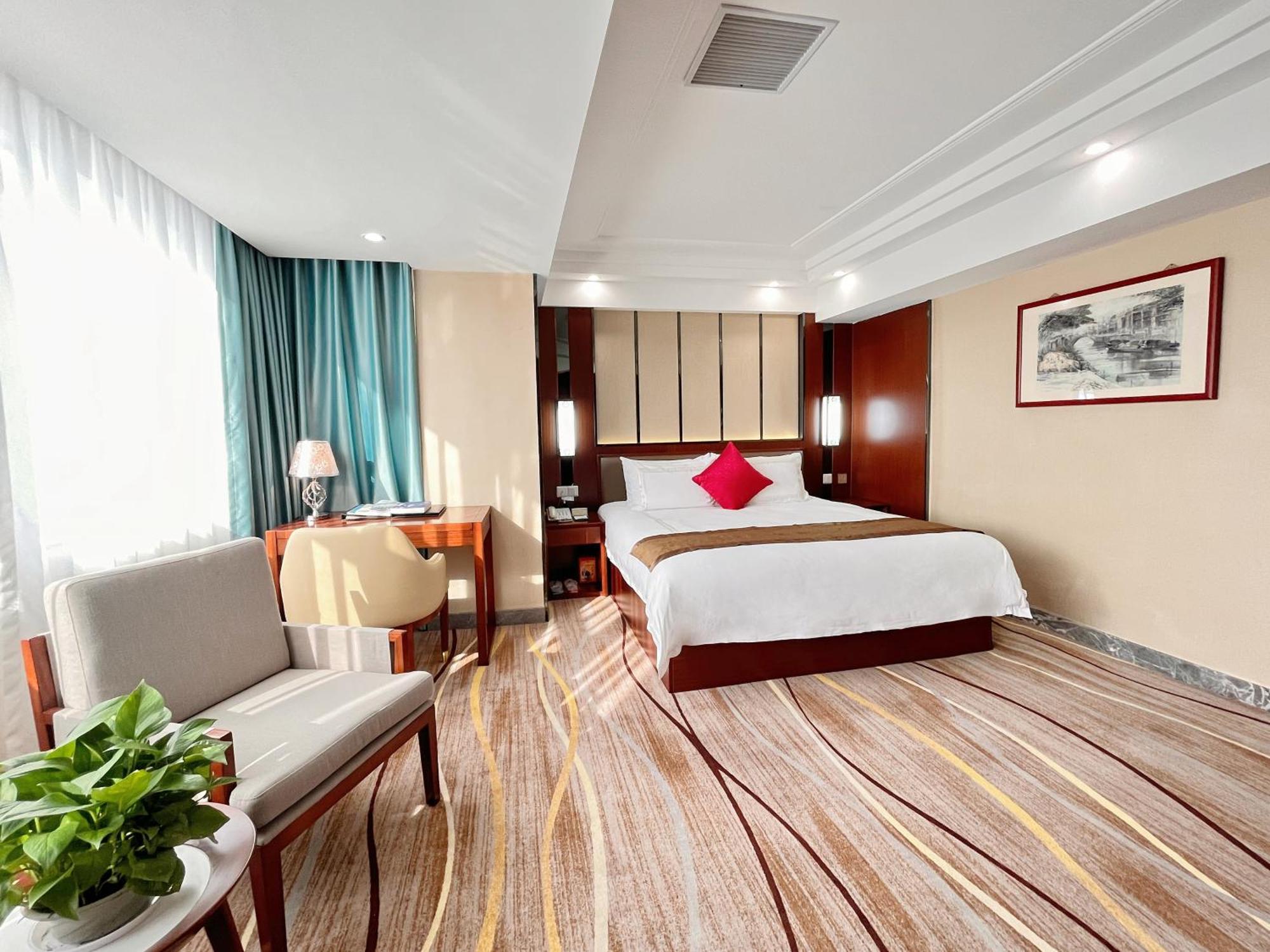 Skyline Plaza Hotel Kanton Zewnętrze zdjęcie