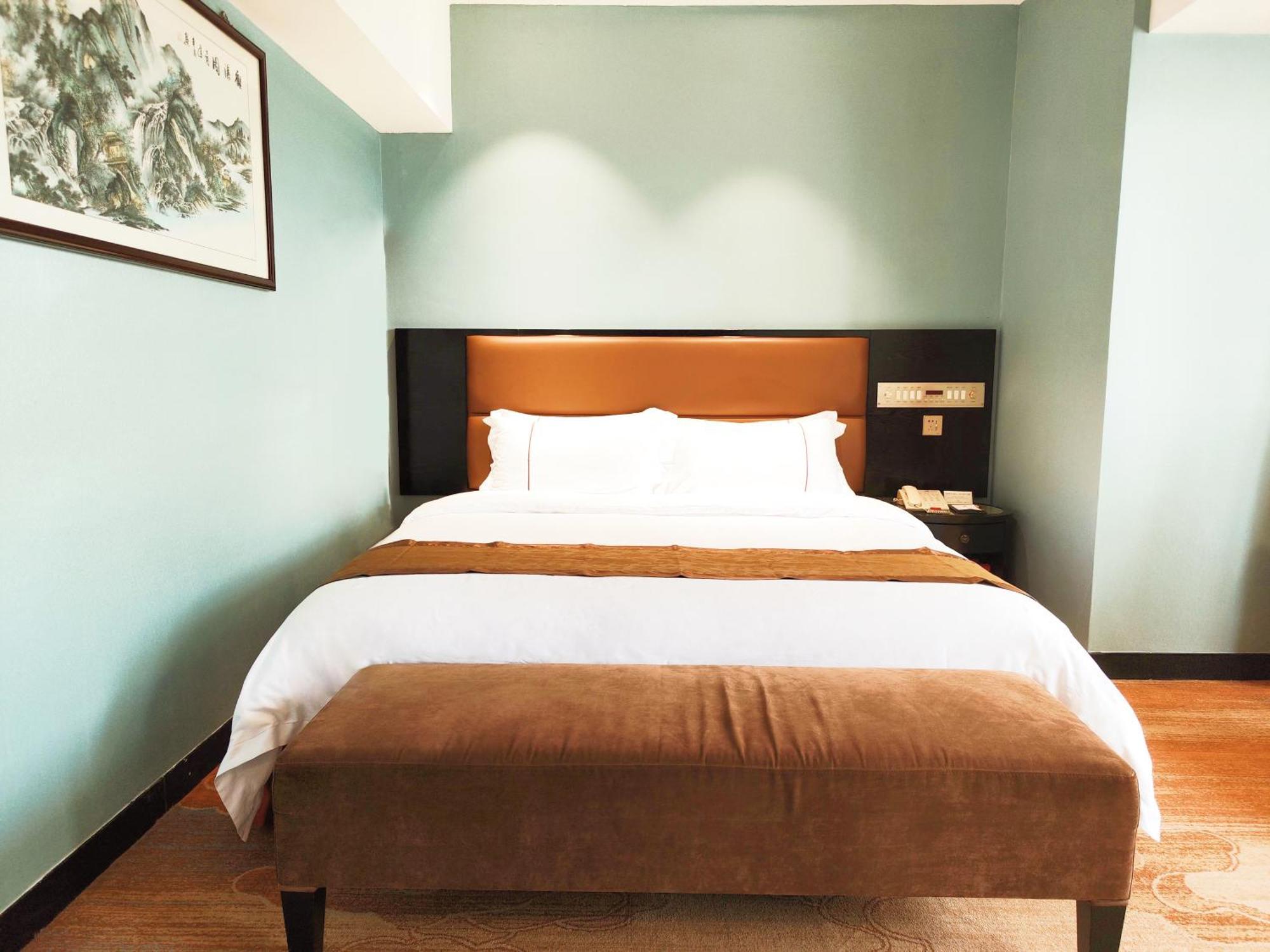 Skyline Plaza Hotel Kanton Zewnętrze zdjęcie