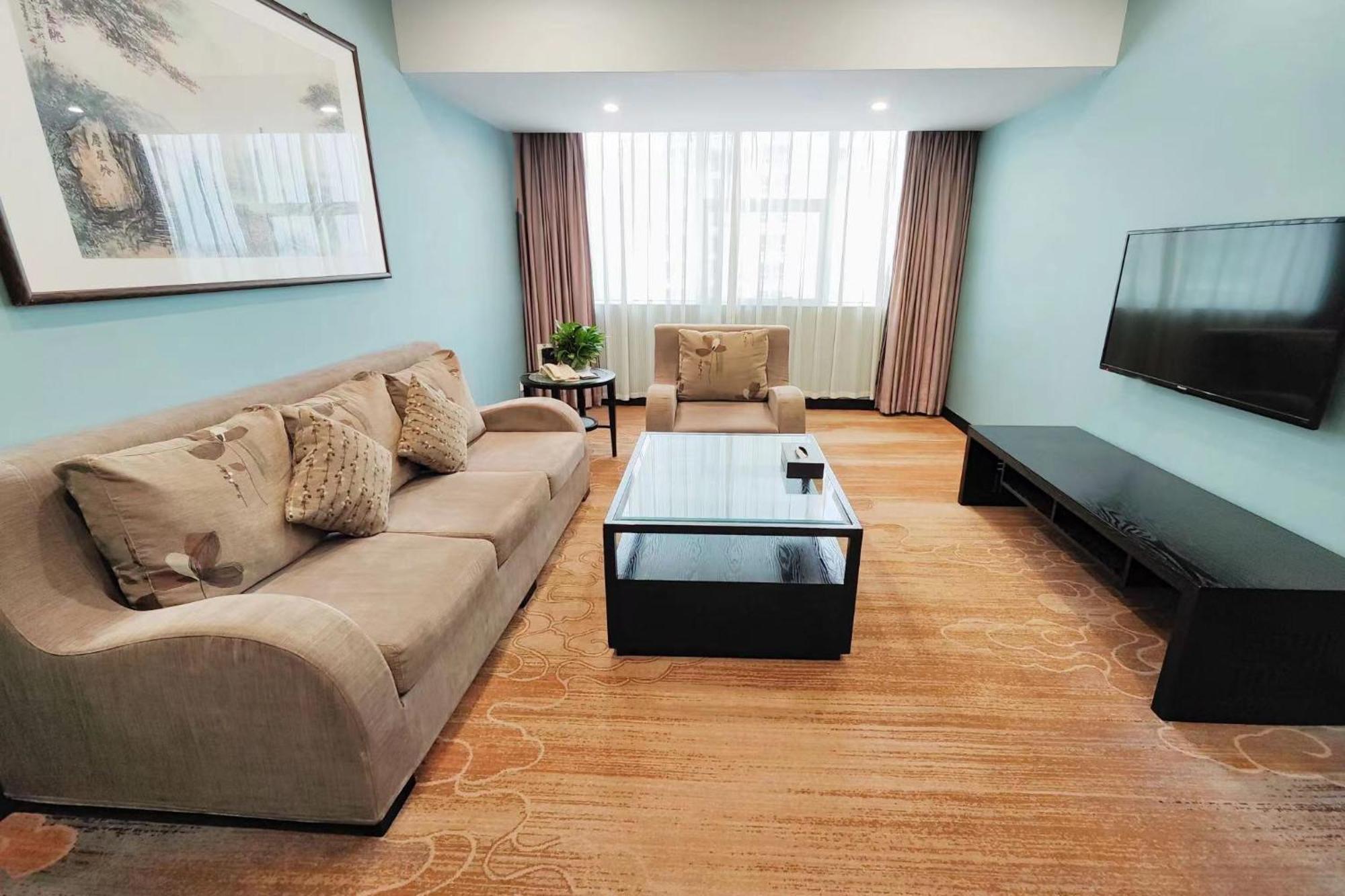 Skyline Plaza Hotel Kanton Zewnętrze zdjęcie