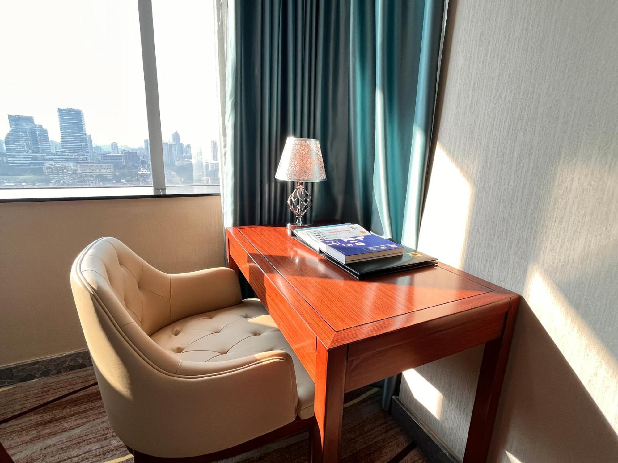 Skyline Plaza Hotel Kanton Zewnętrze zdjęcie