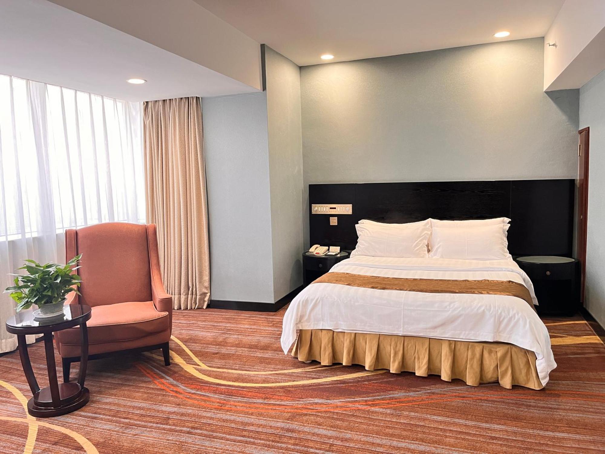 Skyline Plaza Hotel Kanton Zewnętrze zdjęcie